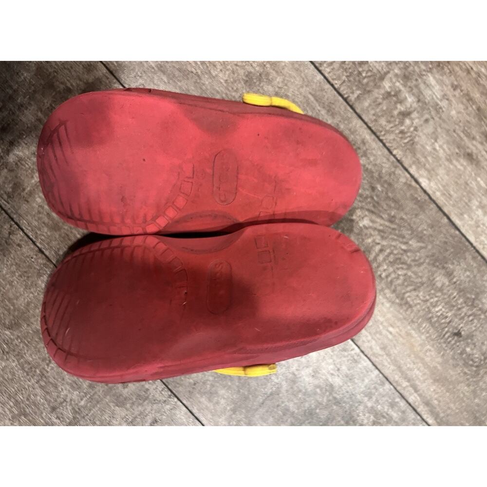 Crocs Classic Shoe Size 10.5 Red - Picture 12 of 13